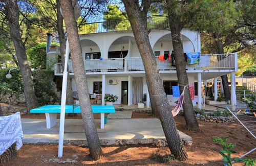 Stanici Apartamento | Apartamento de una habitación con terraza y vista al mar Balica Rat, Omis (A-1065-b)