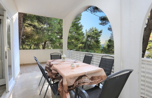 Stanici Apartamento | Apartamento de una habitación con terraza y vista al mar Balica Rat, Omis (A-1065-b)
