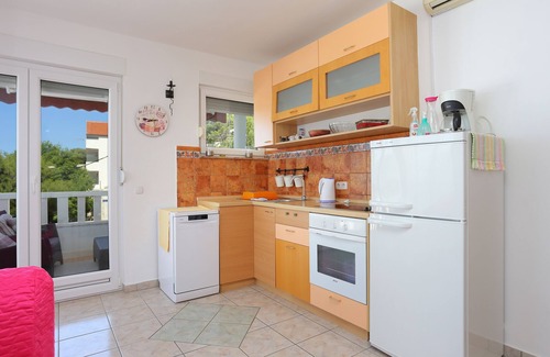 Lokva Rogoznica Apartamento | Apartamento de una habitación con terraza y vista al mar Lokva Rogoznica, Omis (A-13226-b)