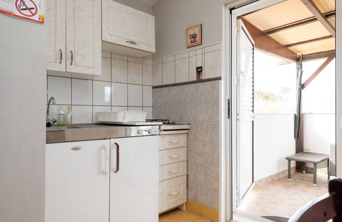 Zrce Apartamento | Apartamento de una habitación con terraza y vista al mar Sveti Marko, Pag (A-21654-a)
