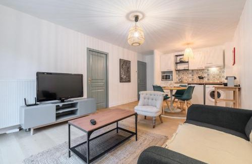 Croix Apartamento | One bedroom apartment with parking & terrace