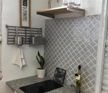 Parque Apartamento | One bedroom Apt 30 steps from prime beach generator parking included