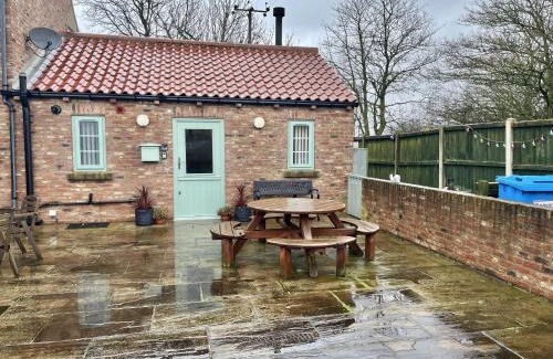 Barmston Casa | One bedroom barn with free parking