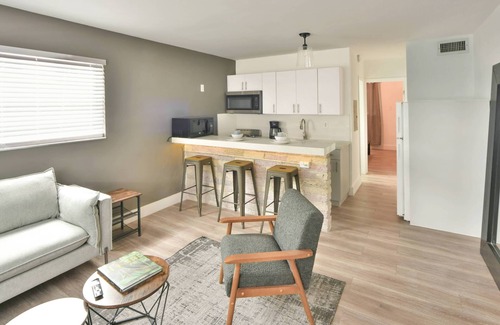 Wynwood Art District Condominio | ✨ One Bedroom Chic and Cool - Large (Full Kitchen)
