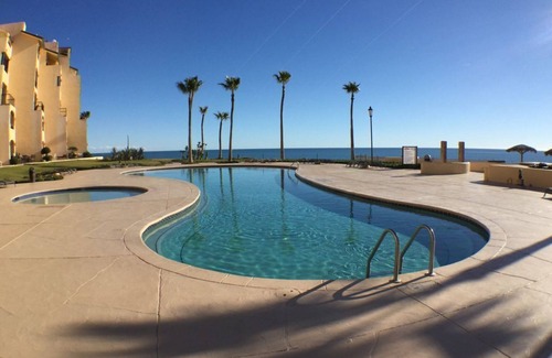 Puerto Peñasco Complejo | Condominio de un dormitorio con una hermosa vista al mar.