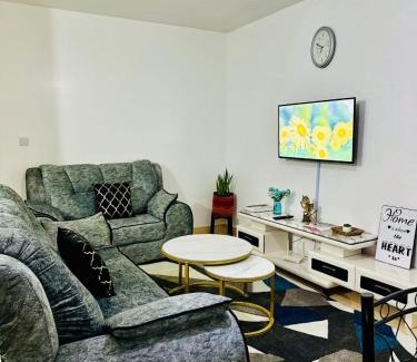 Eldoret Cama Y Desayuno | One Bedroom Executive Stays In Eldoret