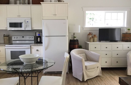 Mahone Bay Apartamento | One bedroom fully equipped Mahone Bay luxury cottage