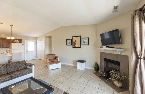 Grand Rivers Condominio | One Bedroom Harbor View Condo