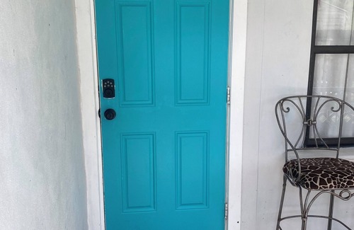 Florida Gardens Casa | One Bedroom Hideaway with private entrance and garden view