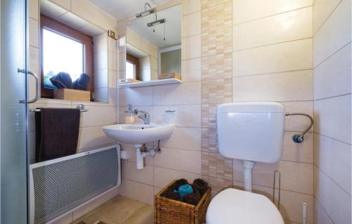 Sveti Ivan Zelina Casa | One-Bedroom Holiday Home In Hrnjanec