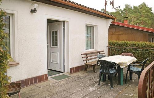 Bellin Casa | One-Bedroom Holiday Home In Bellin