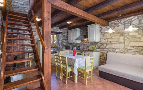 Paradiz Casa | One-Bedroom Holiday Home In Labin
