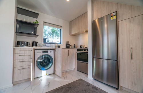 Christchurch Casa | One bedroom house next to Hagley Park