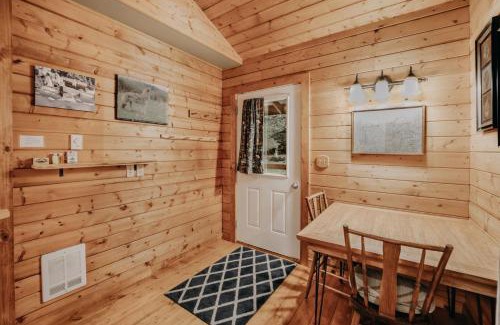 Maple Falls Casa | One-Bedroom House