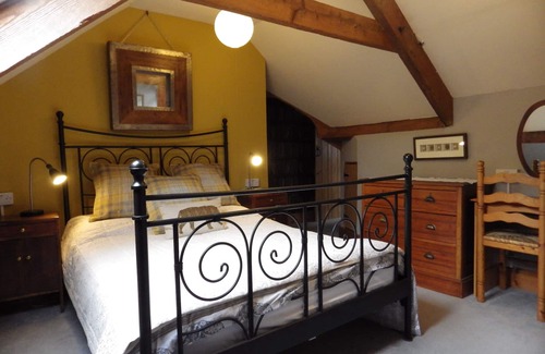 Abergavenny Apartamento | Apartamento Loft de 1 dormitorio cerca del centro de la ciudad