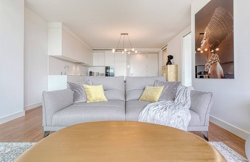El Besos i el Maresme Apartamento | One Bedroom Luxury Apartment in Antares Modern Building in Poblenou