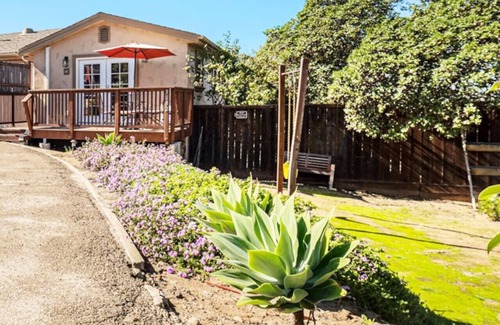 Lincoln Acres Casa | One bedroom retreat full kitchen/laundry 1GB Wi-Fi