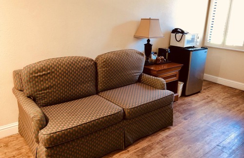 Northeast Carmel Cabaña | One Bedroom Suite Cottage
