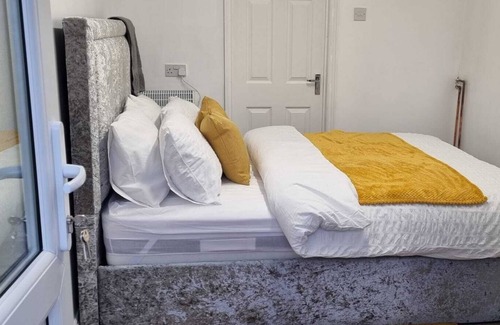 Luton Apartamento | Apartamento-Clásico-Baño con ducha-Vista a la Ciudad