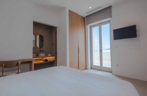 Little Venice Hotel | One Bedroom Suite, Amarelo Suites