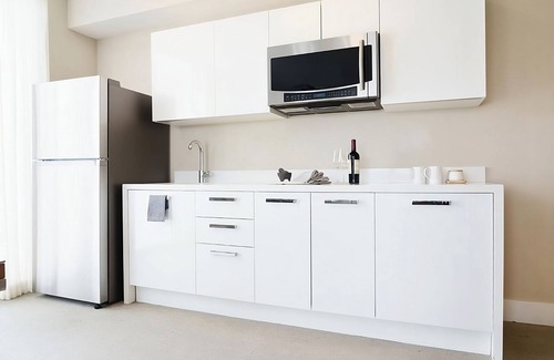 Bay Harbor Islands Apartamento | One Bedroom Suite King With Balcony at The Altair Hotel Bay Harbor Miami!