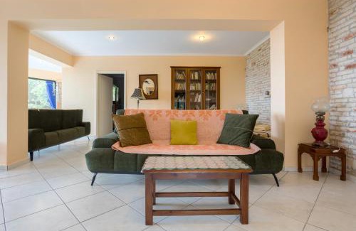 Alikanas Villa | One Bedroom Villa