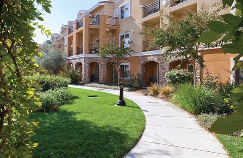 Napa Complejo | One Bedroom - Vino Bello Resort in Napa Valley, LA ONDA FESTIVAL Weekend