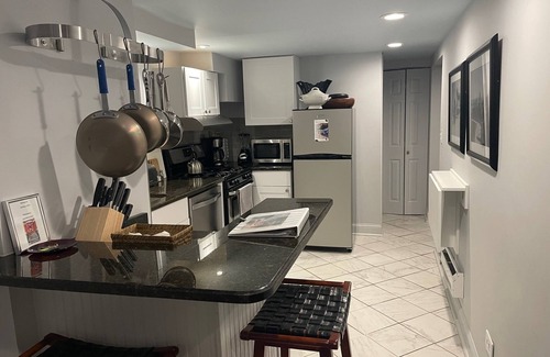 Mid-North District Apartamento | A media cuadra de Lincoln Park y el zoológico
