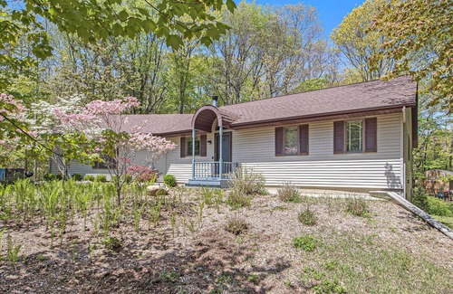 Fennville Casa | Refugio arbolado cerca del lago Michigan, Saugatuck