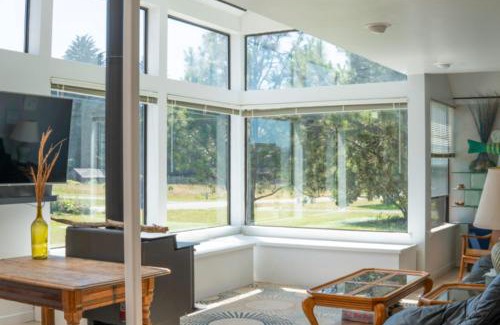 Sea Ranch Casa | One Eyed Jack's Retreat