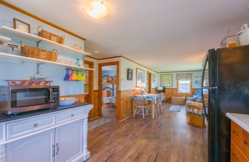 Sagamore Beach Cabaña | One floor living with Central AC on Sagamore Beach!