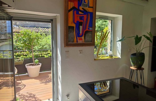 La Capelle-et-Masmolene Casa | One foot in the forest