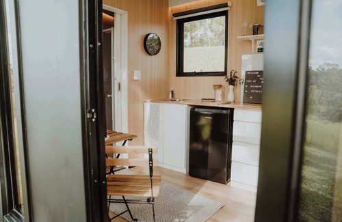 Rainbow Flat Casa | One-Gaea by Tiny Away