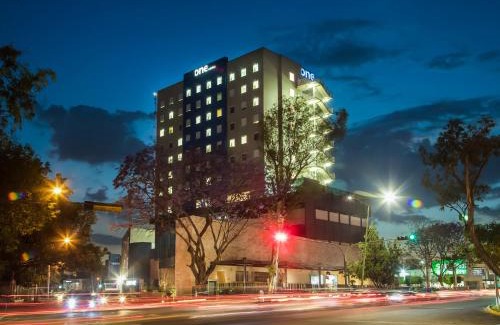 Zona Expo Hotel | One Guadalajara Expo