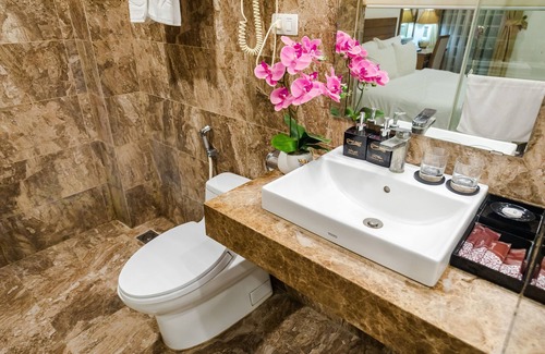 Dich Vong Hotel | One Hotel