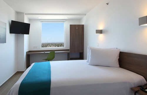 La Paz Hotel | One La Paz Hotel