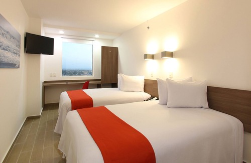 La Paz Hotel | One La Paz Hotel
