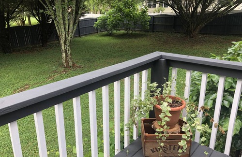 Collegedale Casa | one level brick home with pet friendly fenced back yard , close to Chattanooga