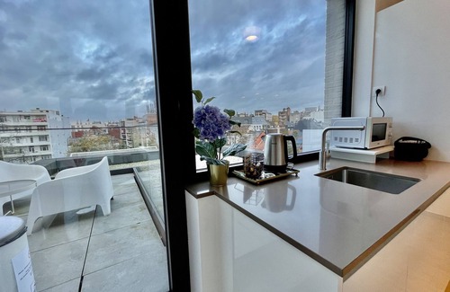 Klein-Antwerpen Apartamento | One Lux Stay near Diamond District