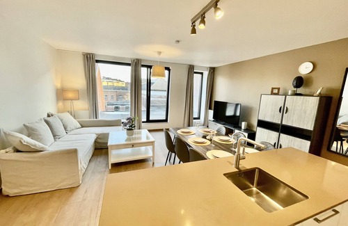 Klein-Antwerpen Apartamento | One Lux Stay near Diamond District