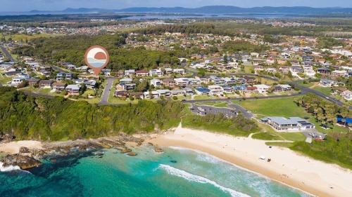 Forster Casa | One Mile House