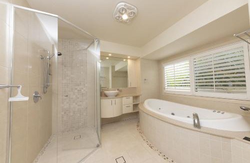 Forster Casa | One Mile House