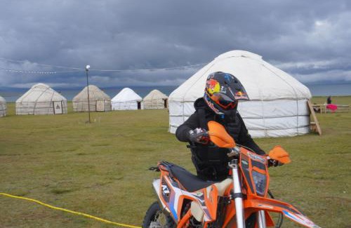 Naryn Region Otro | One Million Stars Yurt camp