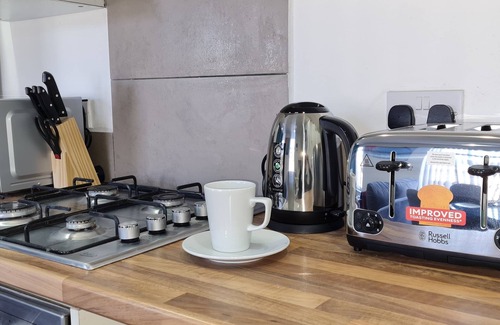 Bury Apartamento | One minute away from the thriving town centre. Great location.