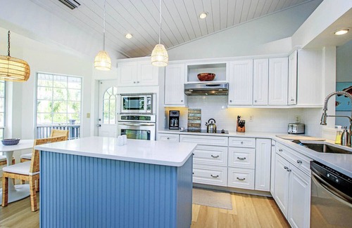 Shell Harbor Casa | One More Day Home - Pool, boat dock and much more