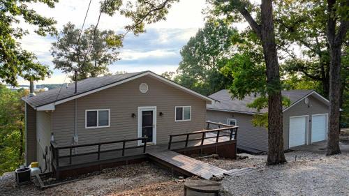Osage Beach Casa | One More Night - Enjoy Lakefront Life