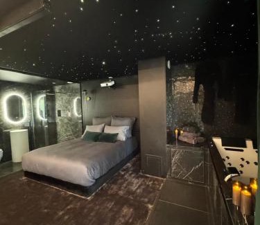 Lalande-Grand Selve Apartamento | One Night Love Room Unique