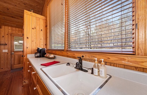 Mentone Cabina | One Oar Missing, directly on Little River w/double fireplaces