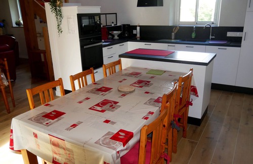 Riantec Casa | Nuevo! Casa de carácter completamente renovada a 2 pasos del mar