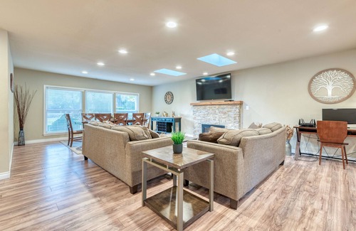 Cottage Lake Casa | One of a Kind ⭐ Modern Farmhouse Estate Paradise ⭐